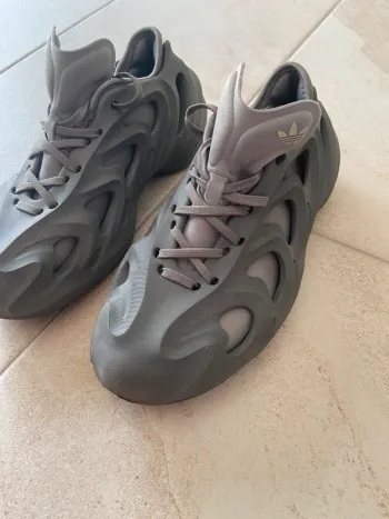 Used Adidas Scarpe bike — image 3 of 10
