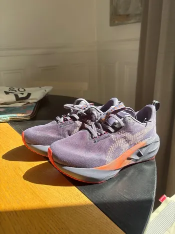 Gebrauchtes Hyper Novablast 5 Running Shoes