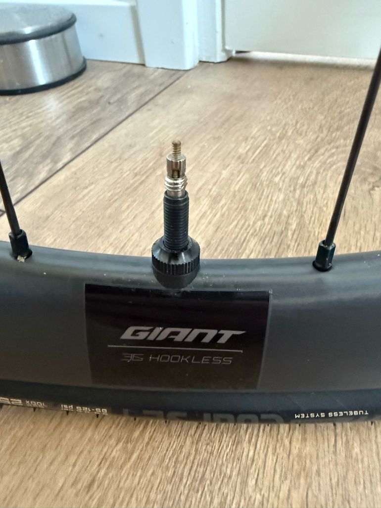 Giant SLR 2 36 WheelSystem bike usato — immagine 3 di 4
