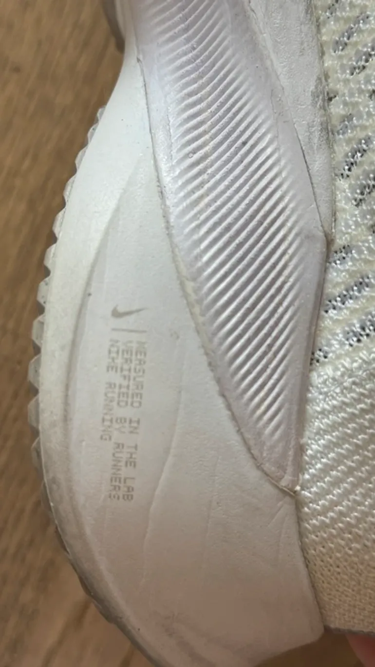 Used Element Air Zoom Tempo NEXT% Flyknit bike — image 11 of 14