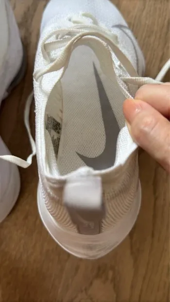 Used Element Air Zoom Tempo NEXT% Flyknit bike — image 14 of 14