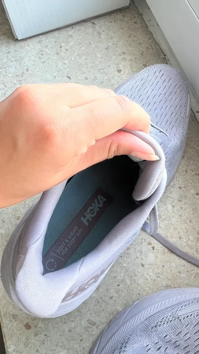 Used Hoka Clifton 8 bike — image 9 of 9