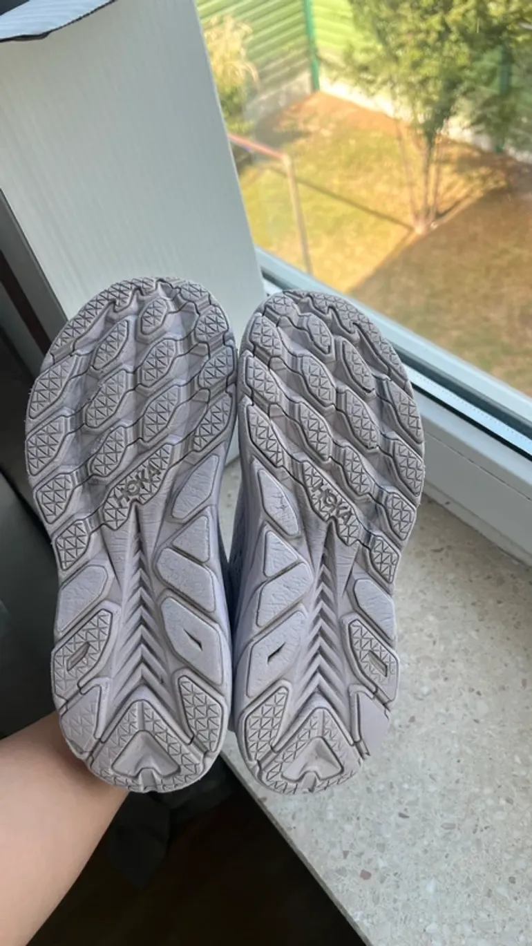 Used Hoka Clifton 8 bike — image 3 of 9