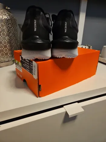 Used Nike Zoom Fly bike — image 5 of 9
