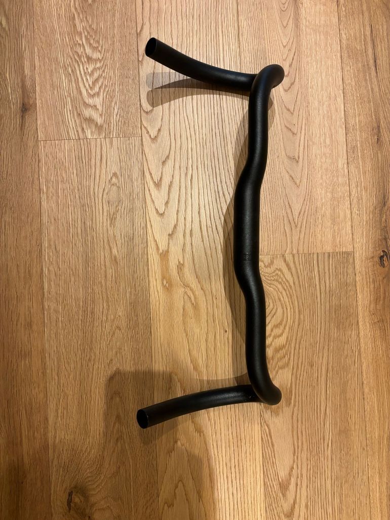 Used Specialized Hover expert alloy bike — image 2 of 3