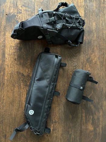 Used AGU Venture 2025 Cycling Accessories