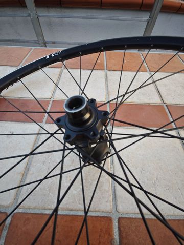 Used Syncros XR 2.5 Wheelset bike — image 2 of 6