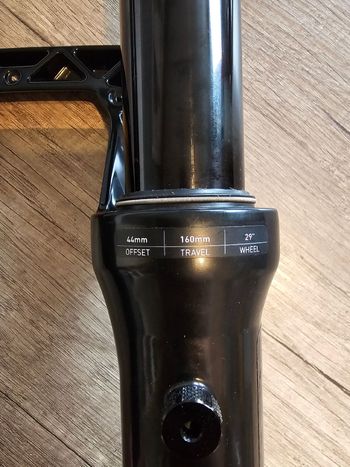 Używany RockShox Zeb Select Fork 2024 bike — zdjęcie 4 z 4