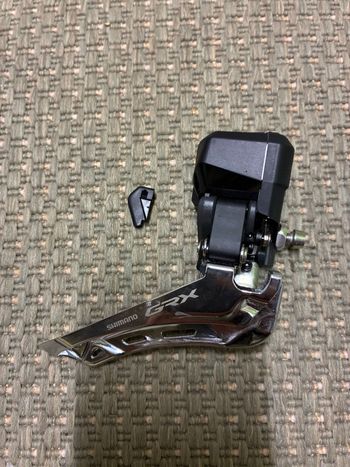 Used Shimano GRX RD-RX825 Di2 12-speed Drivetrain & Pedals
