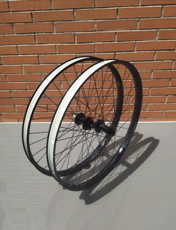 Used Sunringle Duroc 40 2023 bike — image 6 of 16