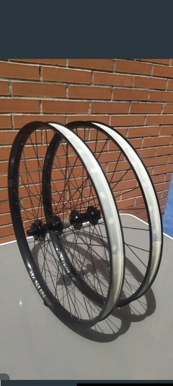 Sunringle Duroc 40 2023 bike usato — immagine 16 di 16