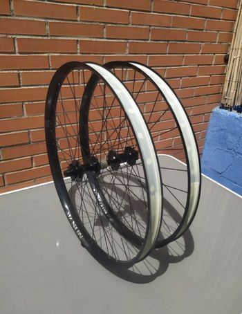 Sunringle Duroc 40 2023 bike usato — immagine 14 di 16