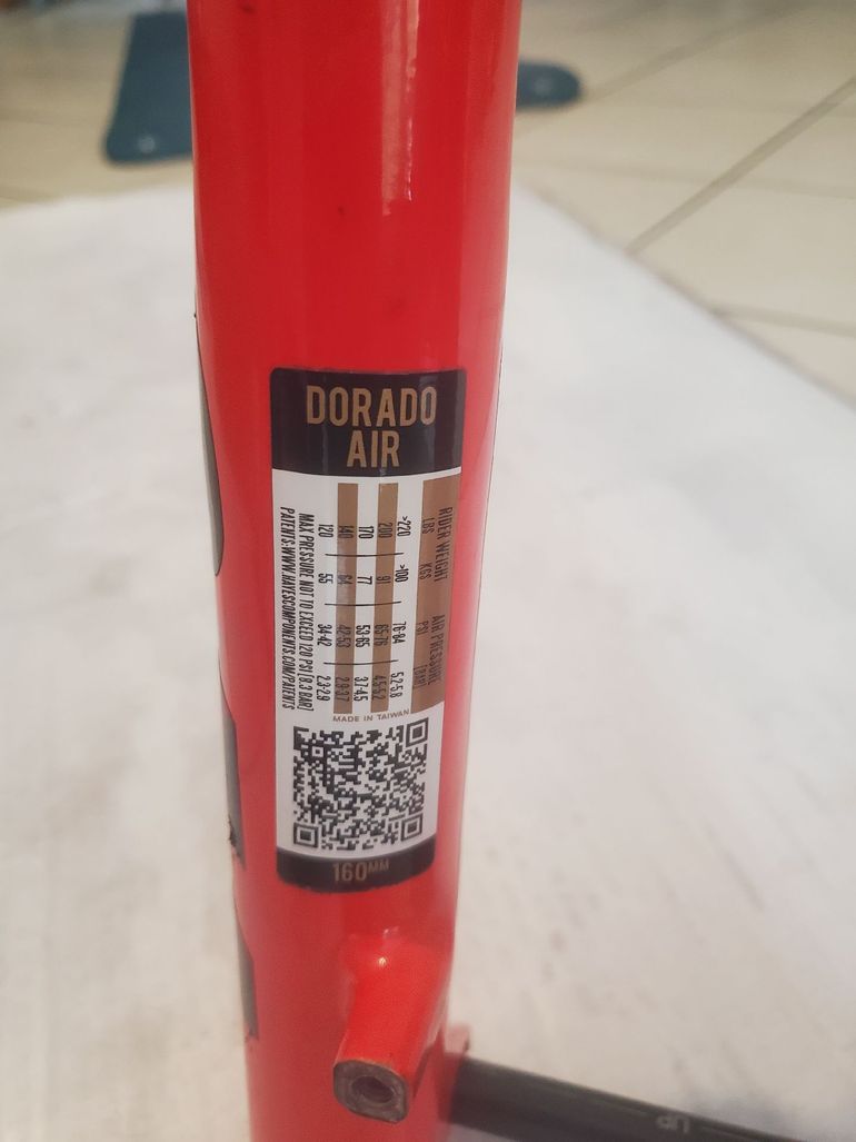 Używany Manitou Mattoc Fork bike — zdjęcie 3 z 3