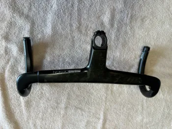 Used Lightweight SystemBar R-One 2023 bike — image 8 of 11