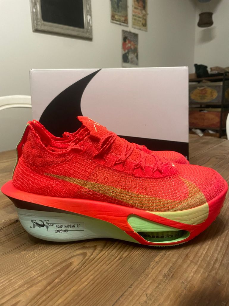 Brugt Nike Alphafly 3 2026 bike — billede 2 af 8