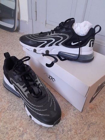 Brugt Nike Air Max 270 React bike — billede 3 af 9