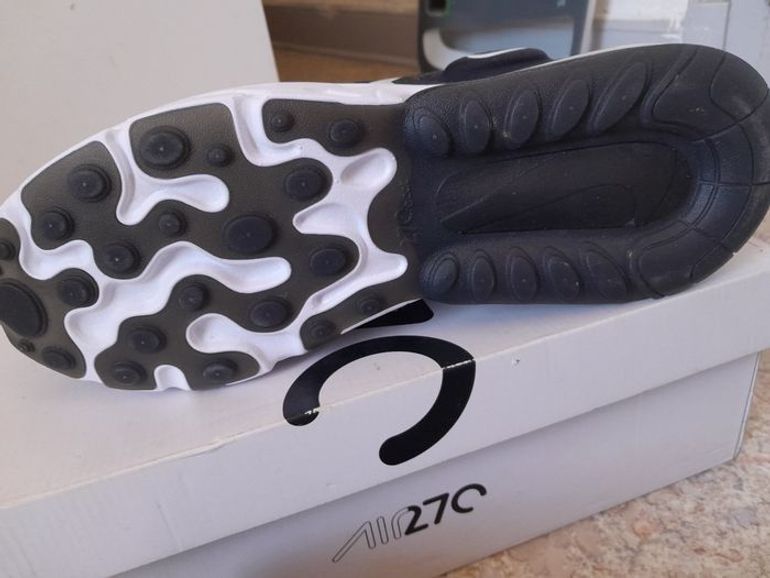Brugt Nike Air Max 270 React bike — billede 4 af 9