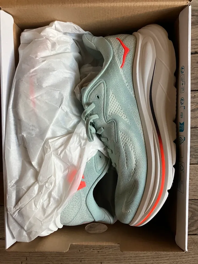 Tweedehands Hoka Clifton 10 bike — afbeelding 7 van 7