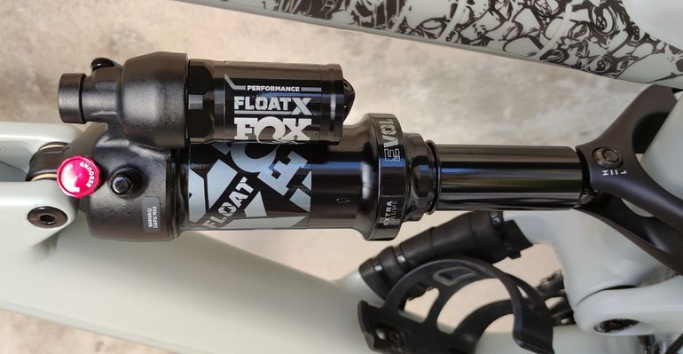 Used Fox FLOAT X Performance 2024 bike — image 2 of 6
