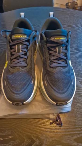 Nike Vomero Plus Running Shoes de segunda mano