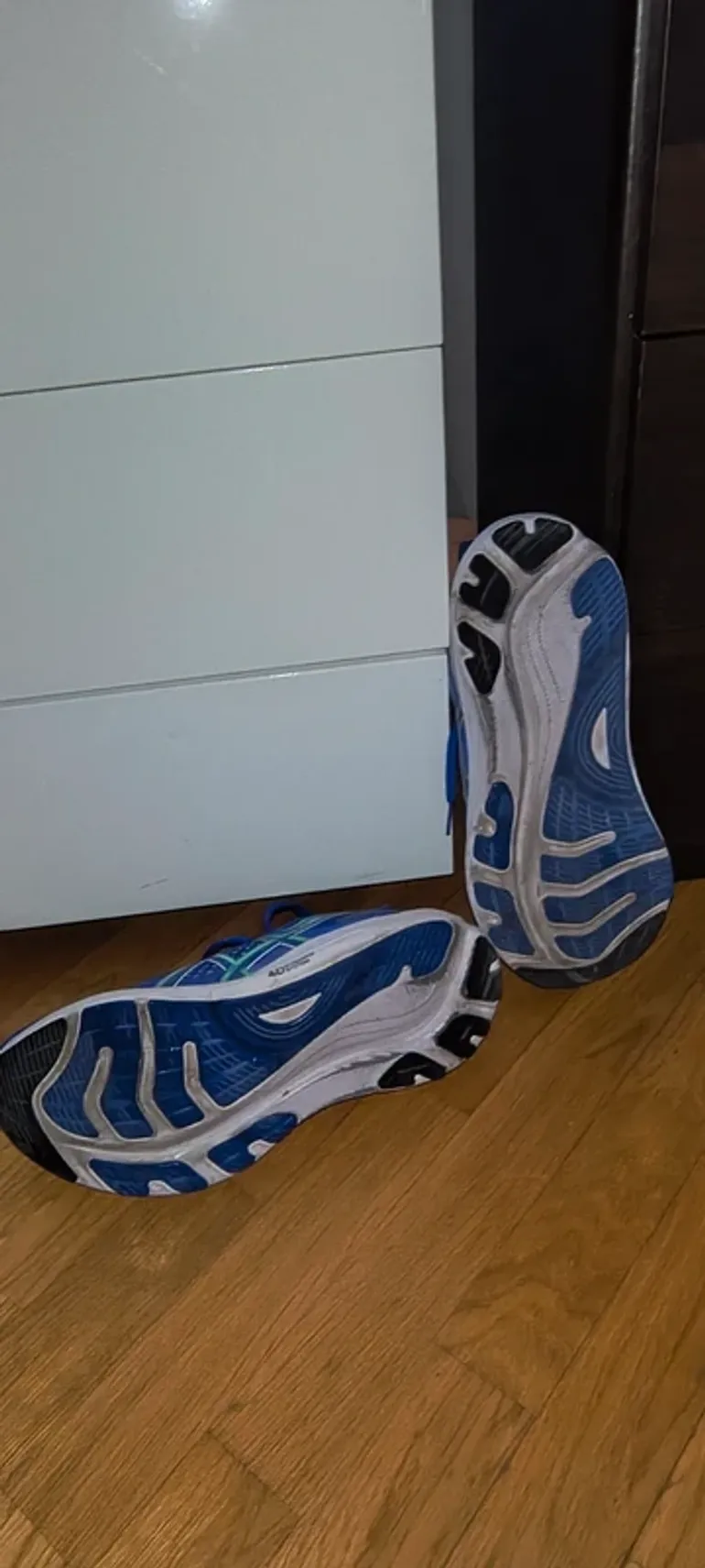 Asics Gel-Kayano 32 bike usato — immagine 3 di 5