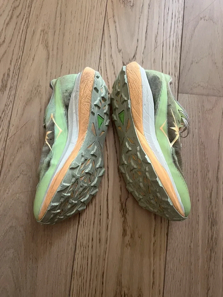 Asics fujispeed 4 bike usato — immagine 3 di 4