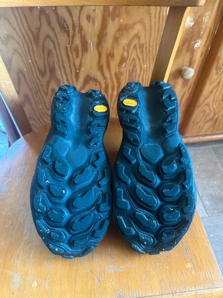 Used New Balance Fresh Foam X More Trail v3 bike — image 3 of 5