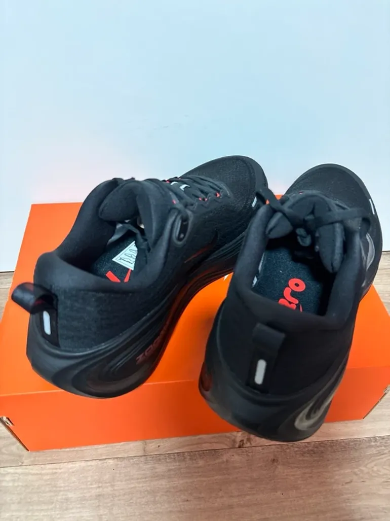 Nike Vomero Plus bike de segunda mano — imagen 2 de 6