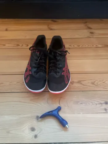 Asics Track Spikes bike usato — immagine 3 di 5