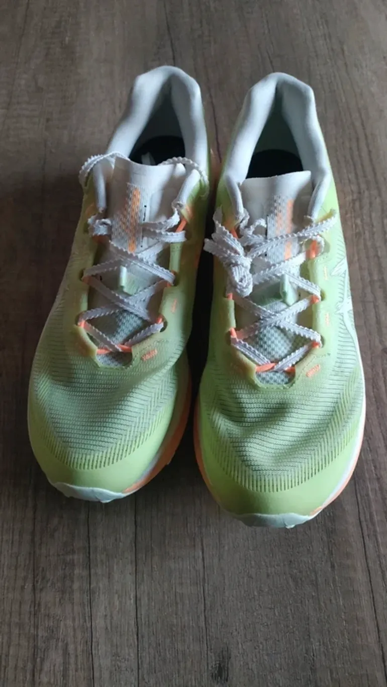 Used Asics Fuji Speed 4 bike — image 2 of 5