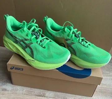 Brugt Asics Novablast 5 Running Shoes
