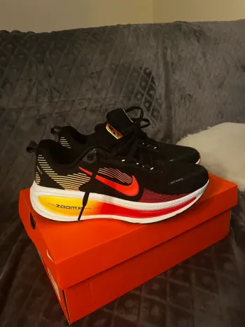 Nike Vomero 18 bike de segunda mano — imagen 2 de 8