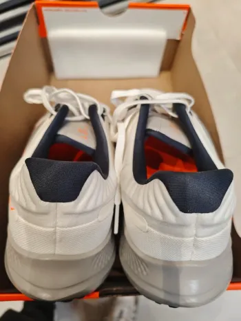 Tweedehands Nike Quest 5 bike — afbeelding 4 van 5