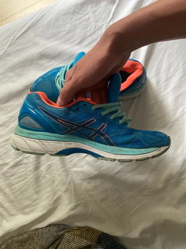 Asics Nimbus 19 bike usato — immagine 4 di 8