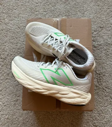 Używany New Balance Fresh Foam 1080 v14 Running Shoes