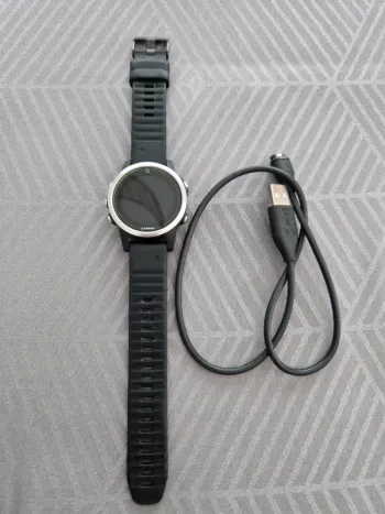 Použité Garmin Fenix 5S Electronics
