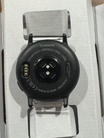 Used Garmin Vivoactive 5 bike — image 4 of 9