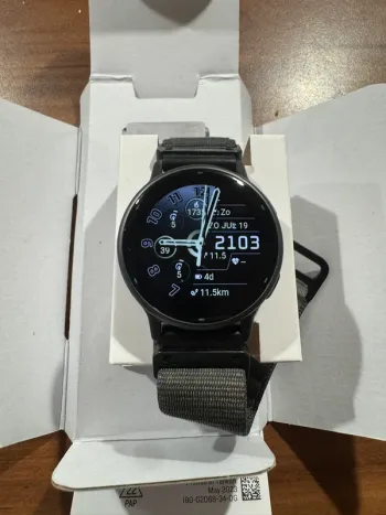 Used Garmin Vivoactive 5 bike — image 3 of 9