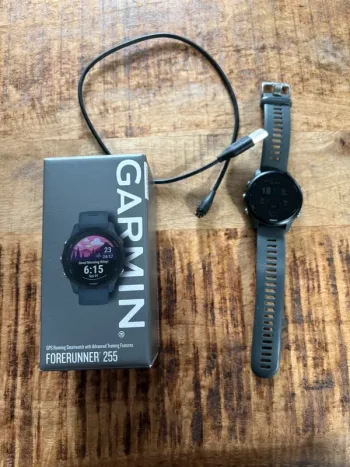 Used Garmin Forerunner 255 Electronics