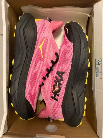 Gebrauchtes Hoka Challenger 8 Running Shoes