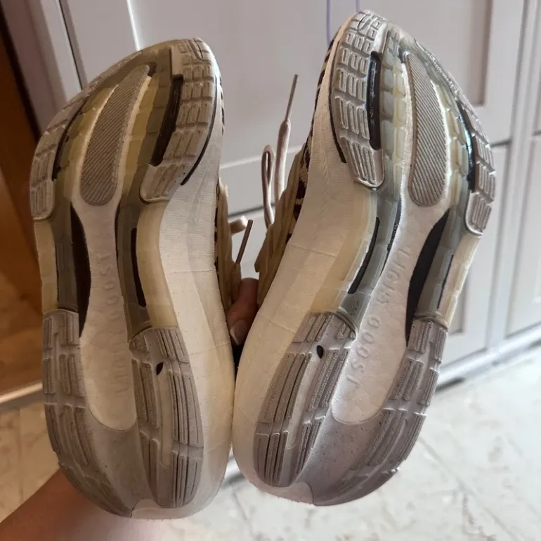 Gebrauchtes Adidas Ultraboost bike — Bild 2 von 2