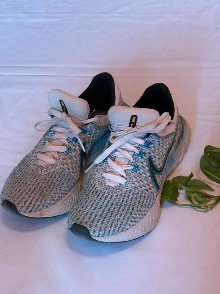 Used Nike React Infinity Run Flyknit 3 bike — image 3 of 7