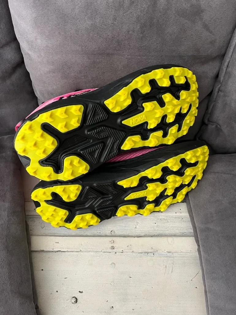 Hoka Challenger 8 bike d'occasion — image 5 sur 6