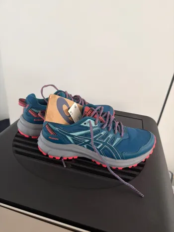 Použité Asics Baskets Running Shoes