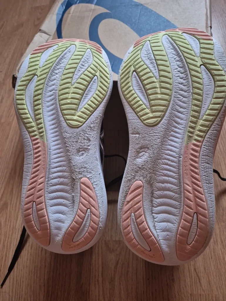 Použité Asics Gel Nimbus 27 bike — obrázek 6 z 6