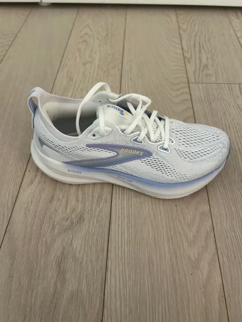 Used Brooks Glycerin 22 bike — image 3 of 4