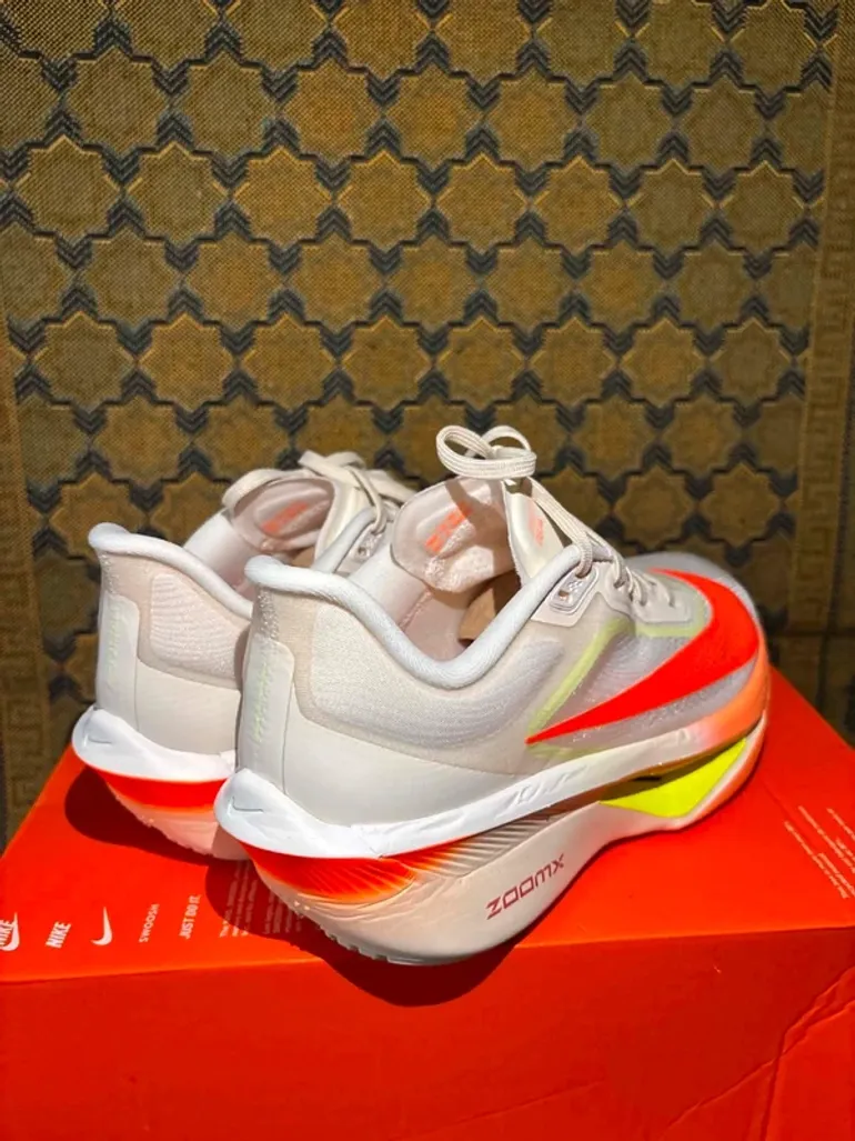Used 100% Zoom Fly 6 bike — image 9 of 15