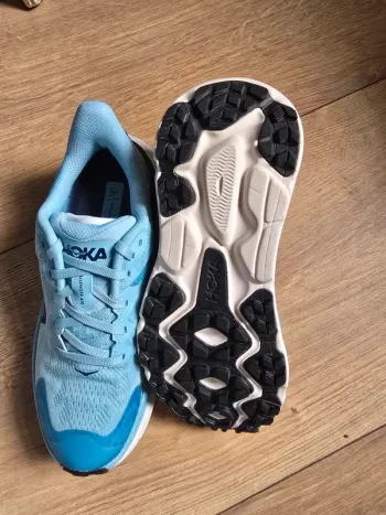 Hoka Challenger 7 GTX bike d'occasion — image 3 sur 5