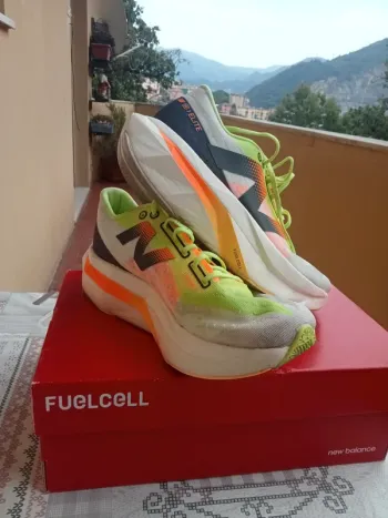 Used New Balance FuelCell SuperComp Elite v4 Running Shoes