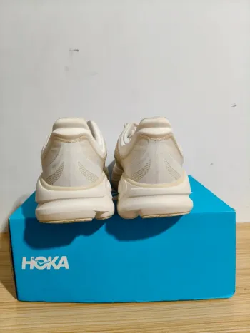 Used Hoka Bondi 9 bike — image 3 of 4